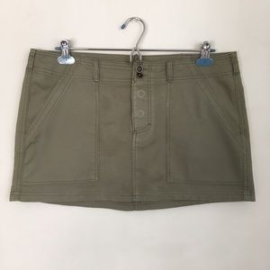 American Eagle Green Mini Skirt Size 10